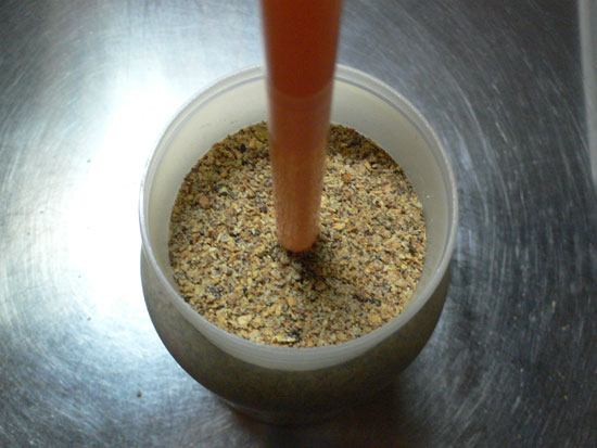 自作菌糸ビンの作り方を大公開。